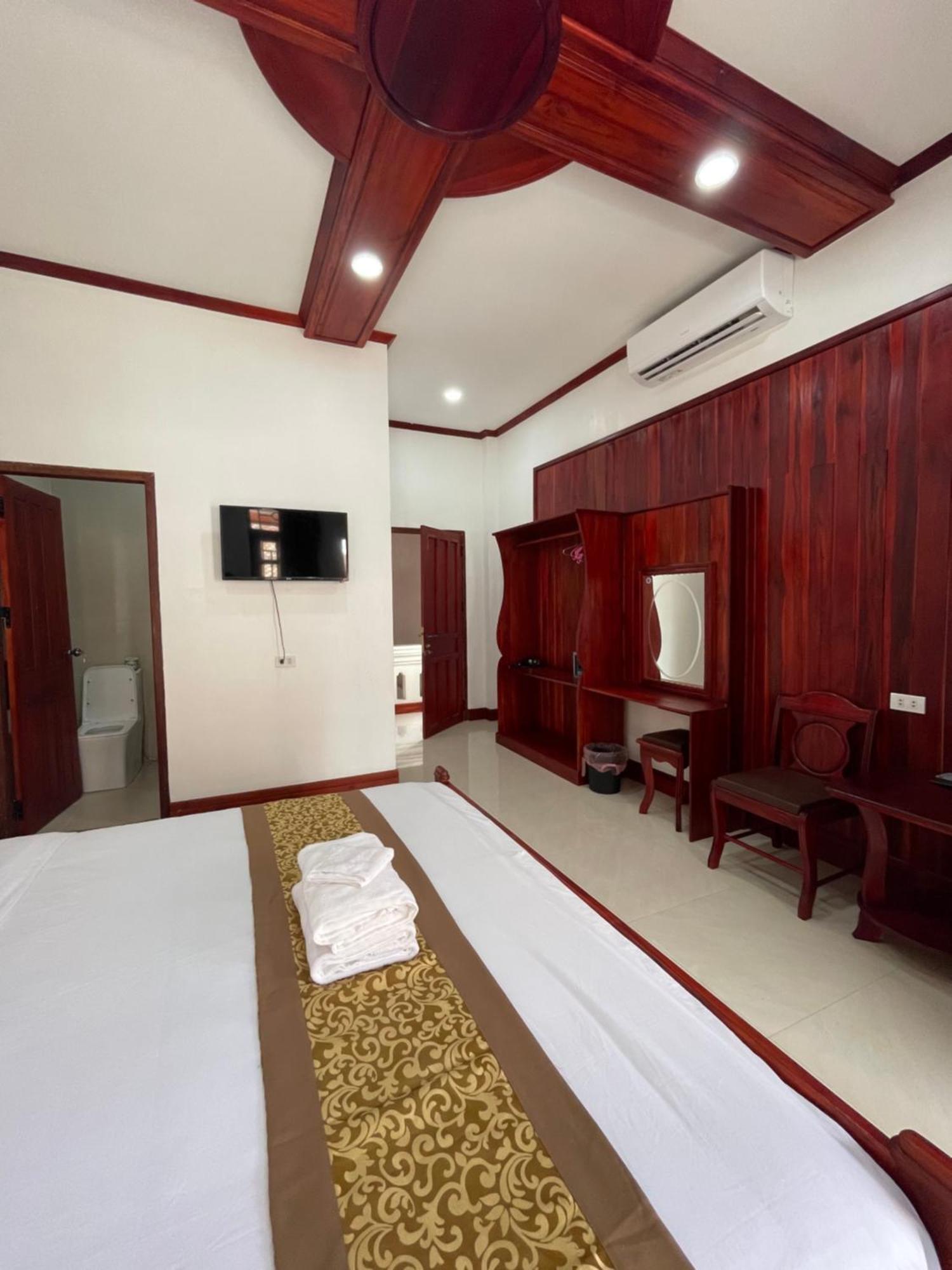 Phailin Hotel 琅勃拉邦 外观 照片