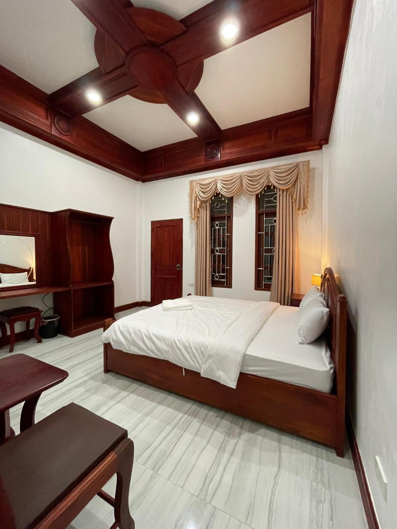 Phailin Hotel 琅勃拉邦 客房 照片