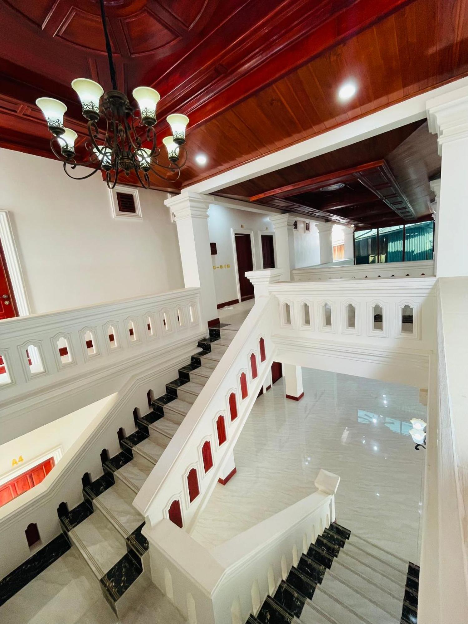 Phailin Hotel 琅勃拉邦 外观 照片